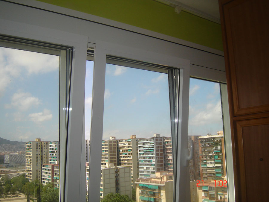 ventanas-balconeras-practicables-